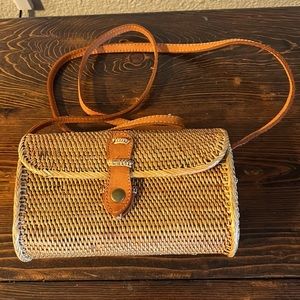 Crossbody Straw bag